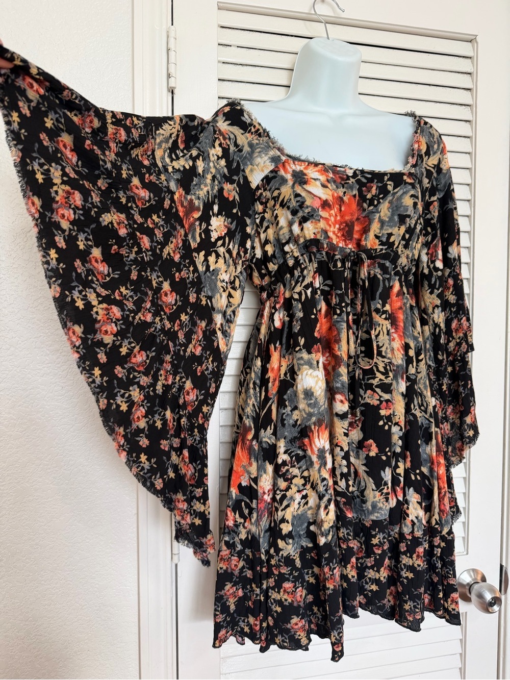 Free People Floral Bell Sleeve Mini Dress Size S Moonlight Garden Boho Fairycore - Picture 4 of 13